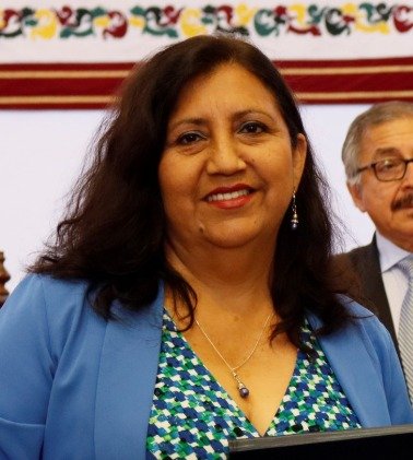 Directora DIRSU